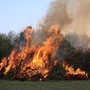 © Feuerwehr Völksen - Osterfeuer in Völksen 2011