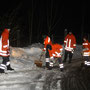© Feuerwehr Völksen - Hydranten von Eis und Schnee befreit