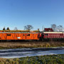 (c) kps - 10.12.2011 - V 75, dieselelektrische Rangierlokomotive mit Reparaturwagen
