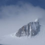 Es reißt auf über dem Griesgletscher