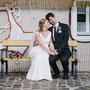 Romantisches Brautkleid aus Seiden-Crépe-Georgette mit zartem Pünktchen-Tüll