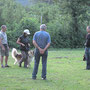 Training Unterordnung 12.07.2012 - Siglinde beim Fussgehen in der Gruppe