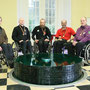 ...und Gruppenphoto am Glasbrunnen.