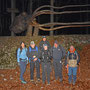 Gruppenfoto vor der Spinne im Seilpark Balmberg