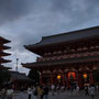 浅草寺宝蔵門と五重塔