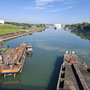 über die Rheinschleuse