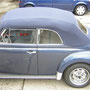 VW Käfer Cabrio in Sonnenlandstoff.