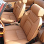 Peugeot 504 Sitze mit Echtleder neu bezogen.