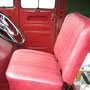 Fahrersitz von einem alten Feuerwehr LKW neu aufgepolstert und mit Kunstleder neu bezogen.