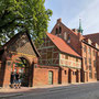 Wir marschieren in die Altstadt von Wismar