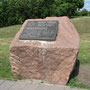 Памятник "Жертвам Голокосту"(10-тонна брила рожевого граніту з надписами російською та на івриті) зявився лише у 1998 році. 