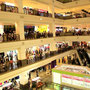 Blick in eines der riesigen Shopping-Center in Kuala Lumpur. Dieses hatte sogar eine Achterbahn durchs Gebäude.