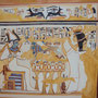 Maia mit Opfergaben vor Osiris, Farbrekonstruktion einer Szene aus dem Grab der königlichen Amme Maia in Sakkara, Ägyptenausstellung 2011 in Wiesbaden, Foto: Daniela Rutica