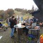 Anstehen für das Gegrillte