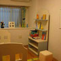 子供室２：ベッドとおそろいの特注飾棚
