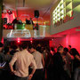 HICIMOS UNA FIESTA MUY “COOL" con djs, video proyecciones, exposición de tendencias... transformando el concesionario en un local nocturno.