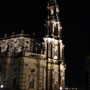 Die Hofkirche bei Nacht