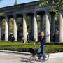 Kolonáda na nádvoří před Starou národní galerií - Kolonnadenhof vor der Alten Nationalgalerie