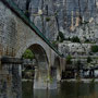 Starý kamenný most přes řeku L'Ardèche, Balazuc