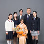 シニア写真夫婦金婚式家族集合写真