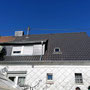 Eindeckung mit  Erlus E 58 S anthrazit engobiert