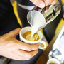 Die erste Latte Art Übung: das Herz
