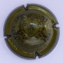 Marque : RICHARD - DHONDT N Lambert : 13 Couleur : Kaki et noir, strié Description : Nom de la marque et blason contenant un lion   Emplacement : 