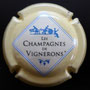 Marque : GENERIQUE  N° Lambert : 666b - lettres fines Couleur : Crème - tonneau plein - lettres fines Description : Les champagnes de vignerons  Ref perso : 
