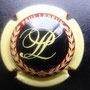 Marque : LEBRUN Paul N° Lambert : 21 Couleur : Contour bordeaux, fond noir Description : Initiales LP stylisées  Emplacement : 