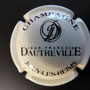 Marque : DAUTREVILLE Jean-Pierre N° Lambert : 11 Couleur : Crème et noir Description : Lettre D stylisée au dessus du nom du producteur   Emplacement : 040-02-03