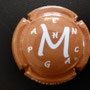 Marque : GENERIQUE  N° Lambert : 755c Couleur : Marron Description : Lettre M   Ref emplacement : 