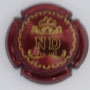 Marque : DHONDT Nelly N° Lambert : 5 Couleur : Bordeaux Description : Lettres ND sous un laurier couronné  Emplacement : 