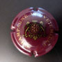 Marque :  EMILLE (veuve) N° Lambert : 1 - type 1 Couleur :  Violet foncé et or Description : Blason soutenu par deux lions  Emplacement : 048-03-01