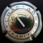 Marque : GENERIQUE  N° Lambert : 589 Couleur : Vert Description : Blason couronné, soutenu par deux lions  Ref perso : 906-04-03