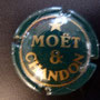 Marque : MOET & CHANDON N° Lambert : 157 Couleur :  Vert et Or Description : Etoile et inscription  MOËT & CHANDON dans un cercle   Emplacement : 080-06-03