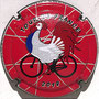 Marque : CLERGEOT Daniel N° Lambert : NR Couleur : Fond rouge Description : Tour de France 2018 - Coq tricolore sur un vélo  - nom de la marque  Ref perso :