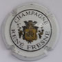 Marque : FRESNE René N° Lambert : 1 Couleur : Blanc et noir Description : Initiales FR dans un blason couronné - nom de la marque Emplacement : 