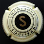 Marque : SOUTIRAN N° Lambert : 9 - WEB sur le dessus  Couleur : Fond Crème Description : Lettre S doré dans   un cartouche rond noir  Emplacement : 
