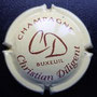 Marque :  DILIGENT Christian N° Lambert : 1 Couleur :  Crème et marron Description : Lettres CD stylisées - nom de la marque Emplacement : 
