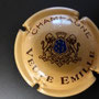 Marque : EMILLE (veuve) N° Lambert : 2 Couleur : Saumon. Lettres mixtes Description : Blason soutenu par deux lions  Emplacement : 048-04-02