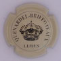 Marque : QUENARDEL - BRIFFOTEAUX N° Lambert : 27 Couleur : Crème et noir Description : Couronne et nom de la marque  Emplacement : 