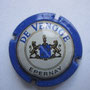 Marque : VENOGE (de) N° Lambert : 9 Couleur : Bleu, Barre Bleu Description : Blason 3 étoiles, surmonté d'un heaume et encadré par 2 lions  Emplacement : 104-07-02