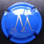 Marque : MEA Guy N° Lambert : 9 Couleur :  Bleu et Or Description : Lettre M dorée et nom du producteur sur le contour  Emplacement : 