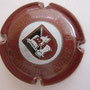 Marque : BANNIERE Christian N° Lambert : 3 Couleur : Bordeaux Description : Main tenant un oriflamme  Emplacement : 008-03-01
