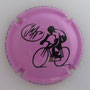Marque : PELLETIER Jean-Michel N° Lambert : 23c Couleur : Fond rose, dessin noir Description : Cycliste - signature et nom de la marque Emplacement : 