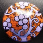 Marque : GENERIQUE  N° Lambert : 892a Couleur : Violet et rouge  Description : Le street art - Vigne et   raisins  Ref perso :