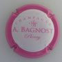Marque : BAGNOST Arnaud N° Lambert : 20e Couleur : Blanc, contour rose Description : Initiales stylisées  - nom de la marque Emplacement : 