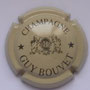 Marque : BOUVET Guy N° Lambert : 2 Couleur : Crème et noir Description : Lettre B dans ovale encadré de deux lions - nom de la marque  Emplacement : 