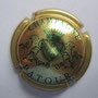 Marque :  PATOUR N° Lambert : 1 Couleur : Or et vert  Description : Blason couronné et soutenu depar deux lions  Emplacement : 086-08-03