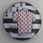 Marque : STRAUSS - GEORGETON N° Lambert : NR Couleur : Polychrome, contour blanc à pois rouge Description : TDF 2021 - Maillot à pois mat sur drapeau breton - nom de la marque Emplacement : 